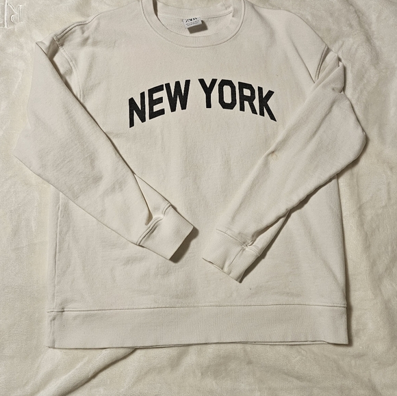 Sweatshirt - Picture 5 of 8